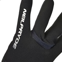 Перчатки унисекс Neilpryde 23 Neo Seamless Glove 1,5mm - фото 53424